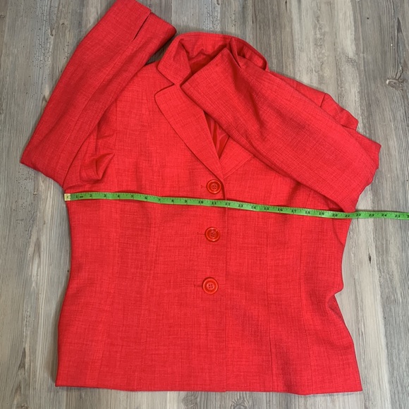 GUC Evan-Picone 2 Pc Coral Suit, 14 - Picture 10 of 16